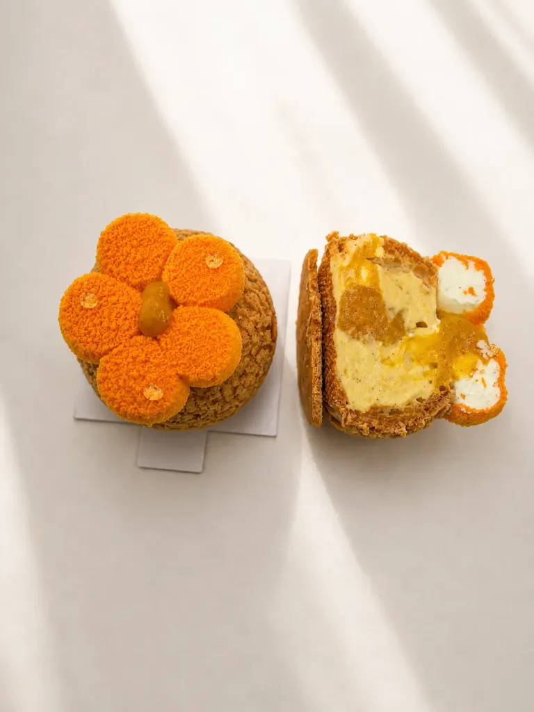 Mango Vanilla Choux
